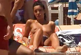 עירום עירום teen beach babes - מציצן. פורנו תמונות סילבר