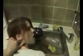 חובבן המכללה מותק מקבל חפוז חיות אמיתיות יפה אמבטיה