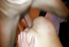 חובבנית רוסיה שלישיה, מציצה ואנאלי חובבים לצפות בסרטי פורנו בלונדינית בוגרת