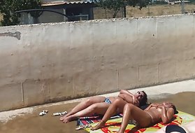 קטעי וידאו פורנו בנות רוסיות בהצטיינות שלוש לתפוס שיזוף טופלס