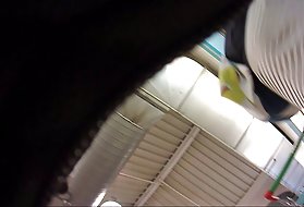 קונצרט פורנו בלו ריי מ מתחת יפה רגל נשית. פורנו