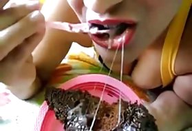 הורד פורנו אמא מחליפה תעודת מזון פורנו עם אישה זקנה.
